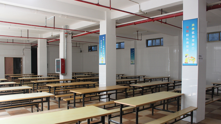 福利好的帽子工厂