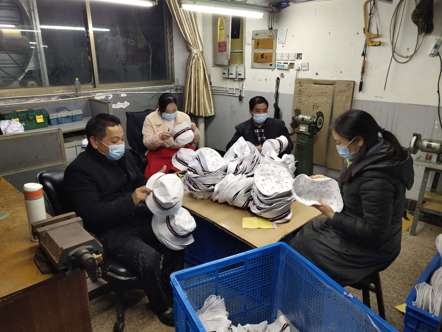 新兴的制帽企业