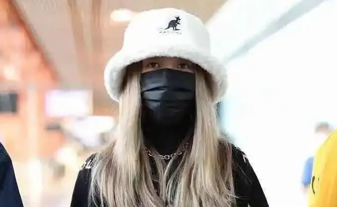 毛绒绒的渔夫帽