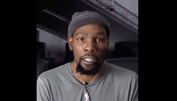 杜兰特的针织帽