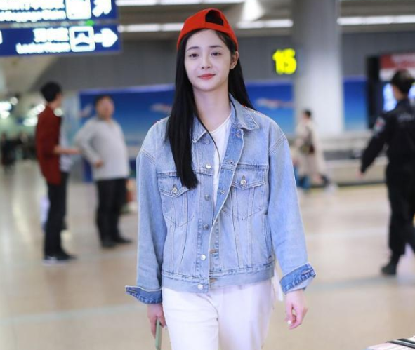 俏皮的帽子搭配