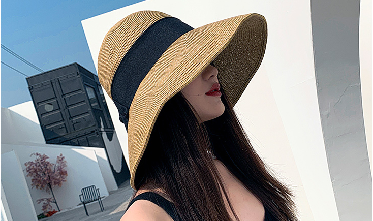 梅雨季节怎么选帽子