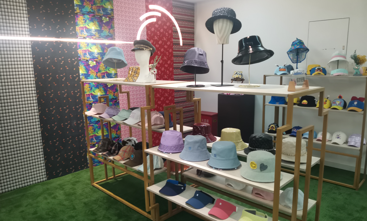 不断成长的制帽企业