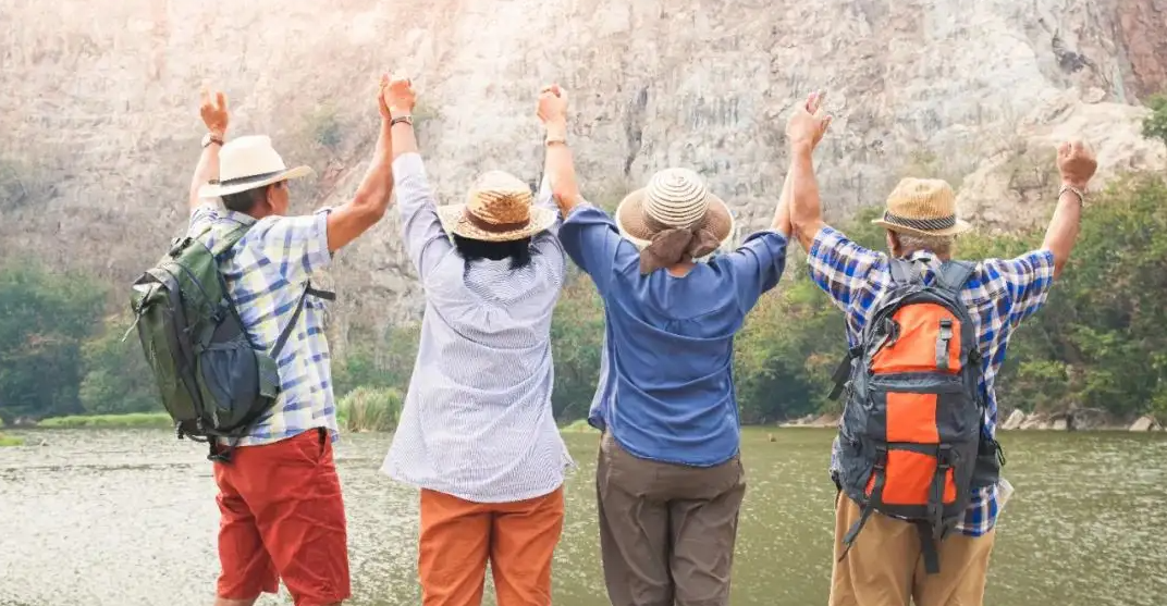 老年人喜欢戴的帽子