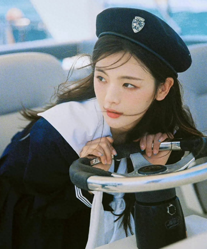 为什么女人秋天要戴贝雷帽