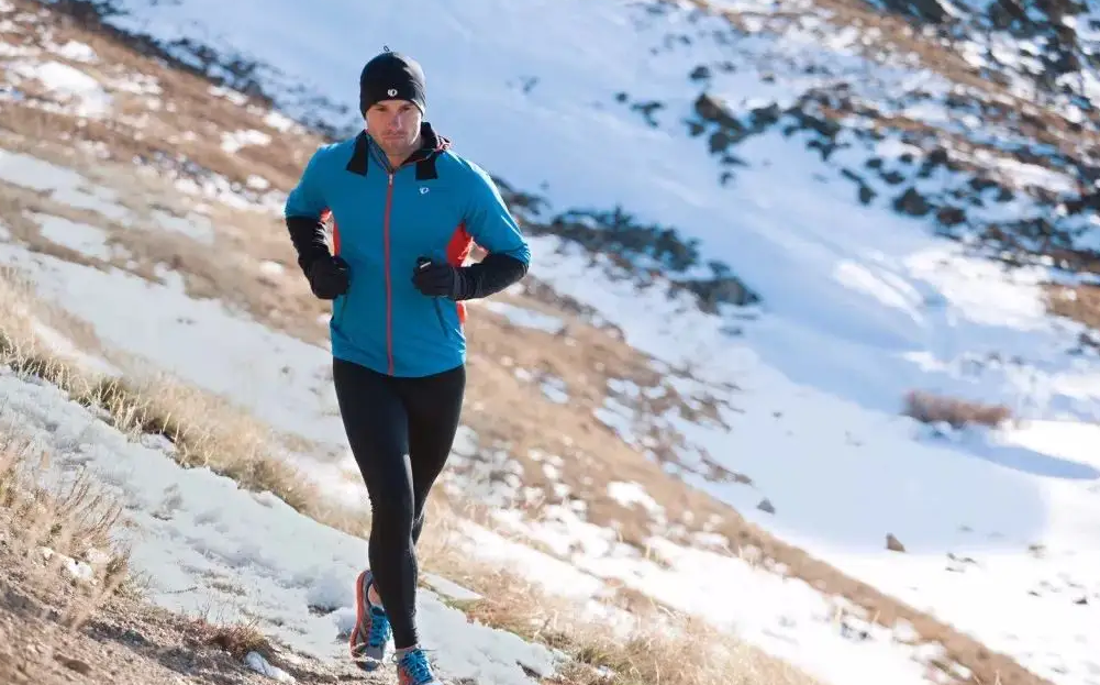 不同款式的针织帽