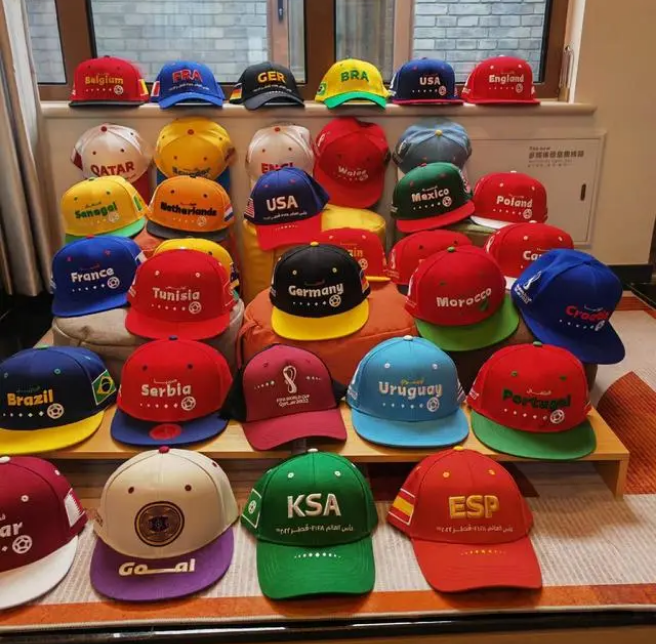 中国智造的创意帽子