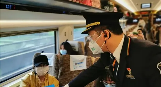 旅行戴什么帽子