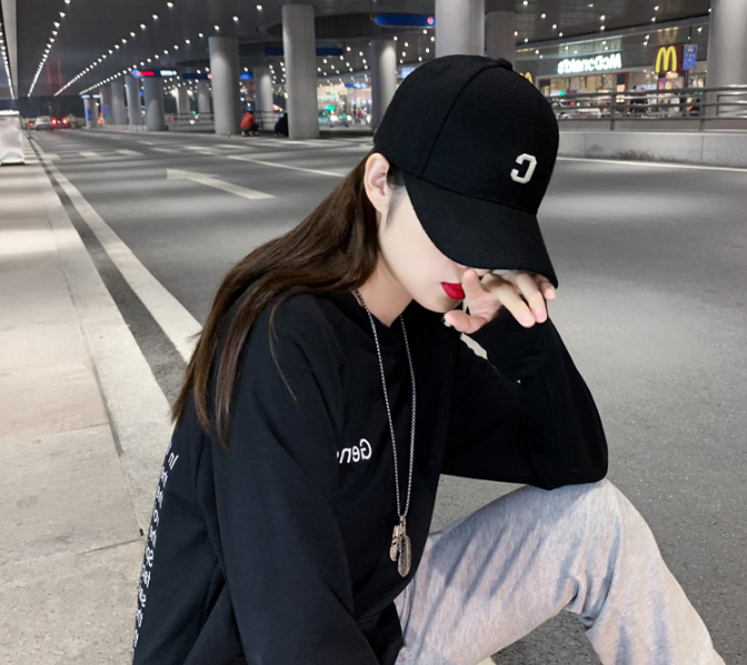 时尚个性的春季潮帽