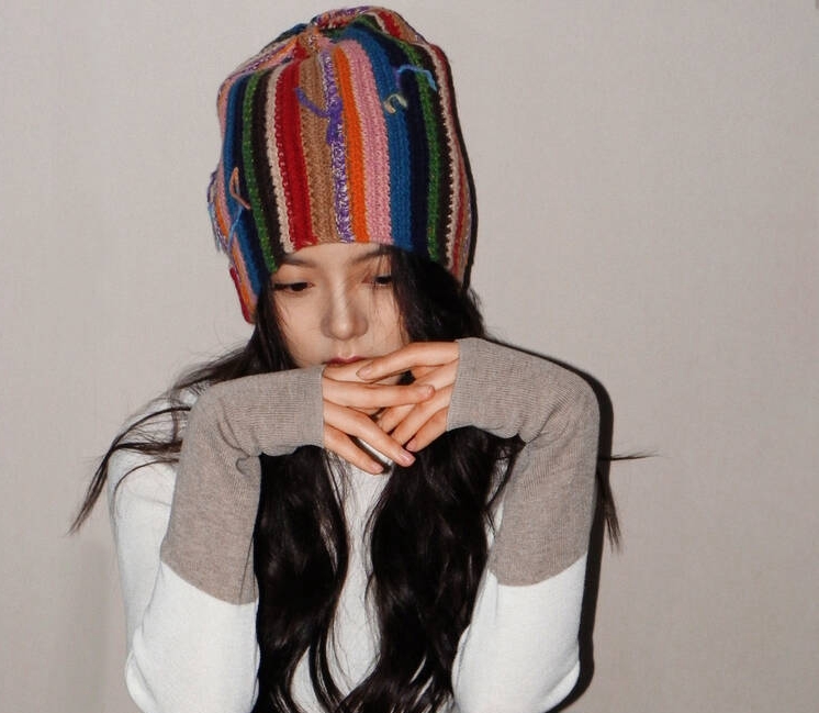 明星戴针织帽图三